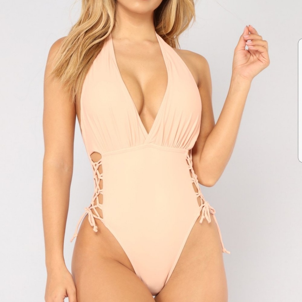 NWT XXXL FASHION NOVA 1 PIECE
